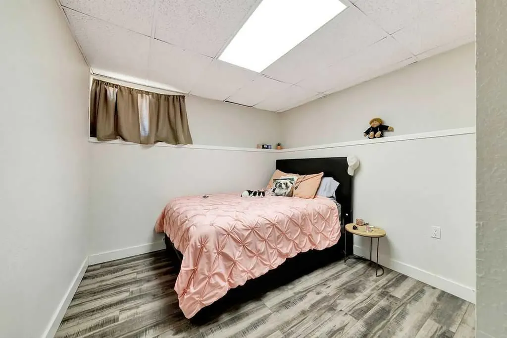 1206 1 Avenue Wainwright AB T9W 5A1