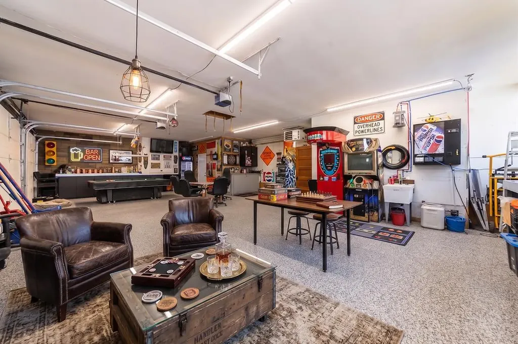 1206 1 Avenue Wainwright AB T9W 5A1