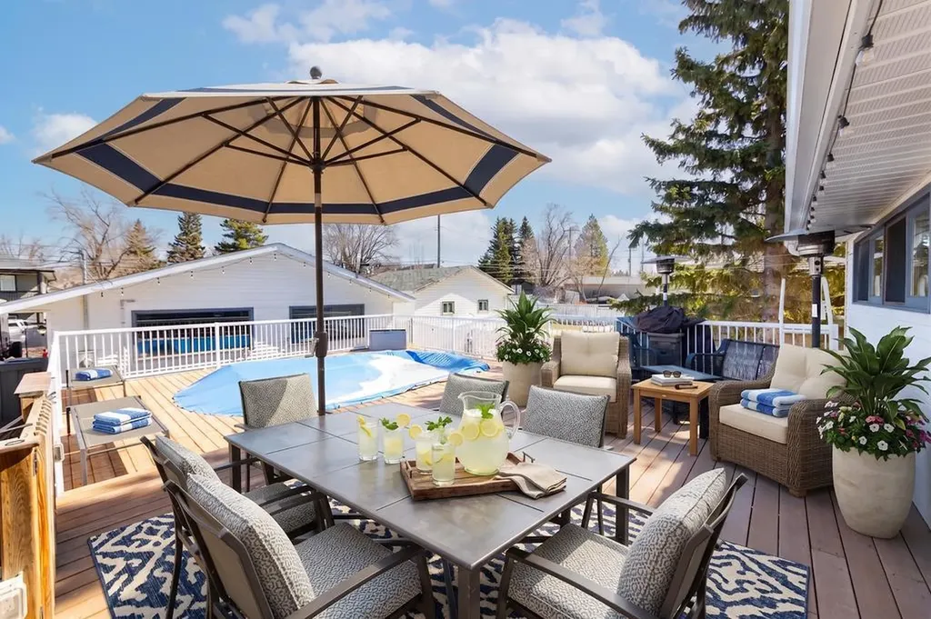1206 1 Avenue Wainwright AB T9W 5A1