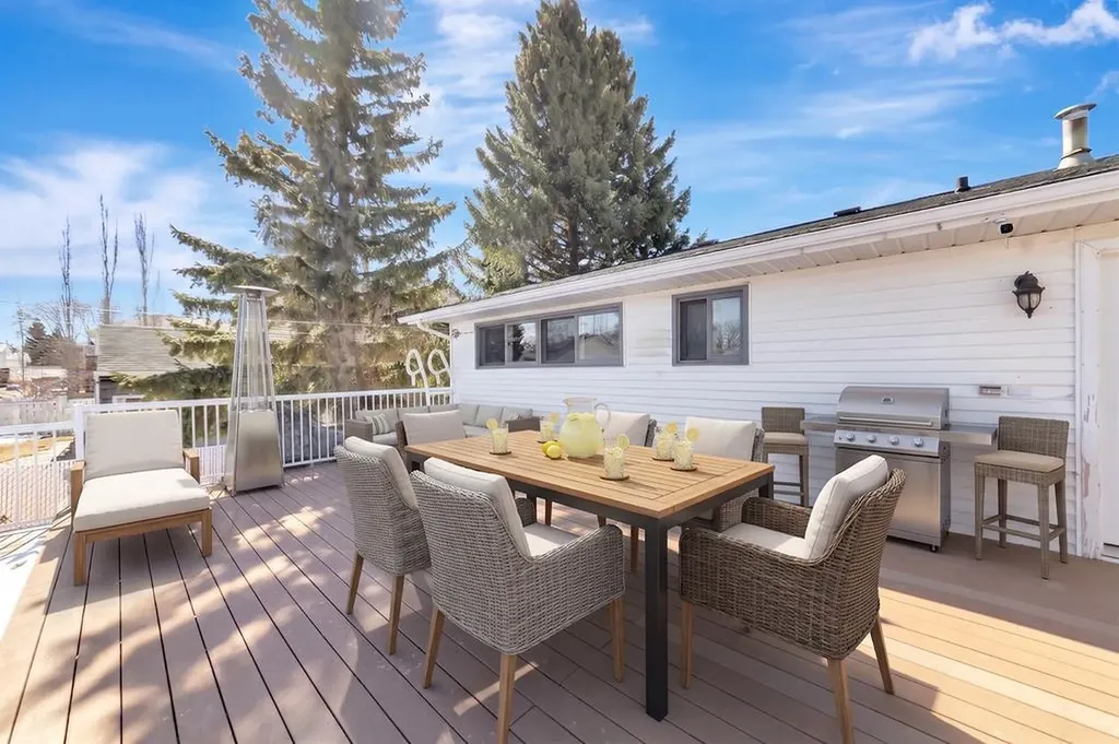 1206 1 Avenue Wainwright AB T9W 5A1