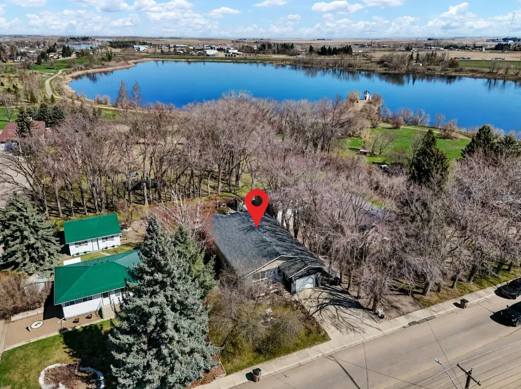 Brooks AB, 100 Fairview Avenue E