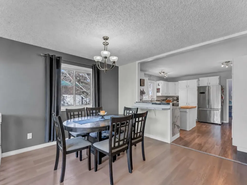 100 Fairview Avenue E Brooks AB T1R0N6