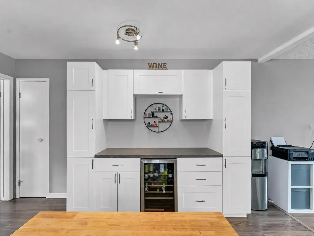 100 Fairview Avenue E Brooks AB T1R0N6