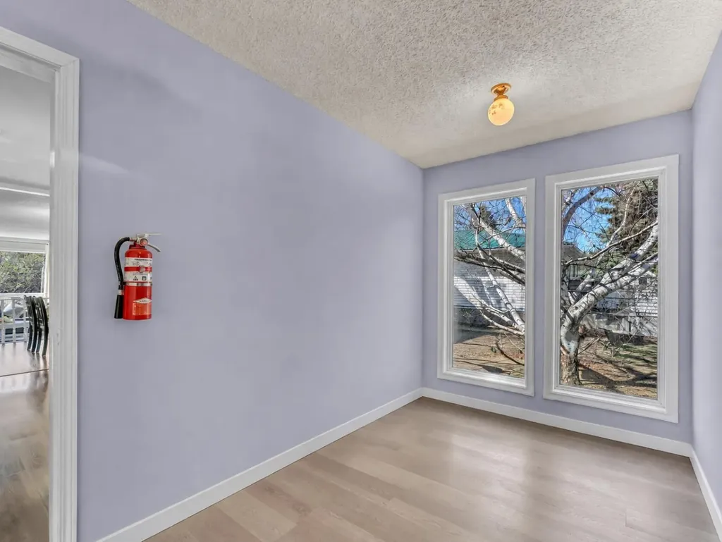 100 Fairview Avenue E Brooks AB T1R0N6