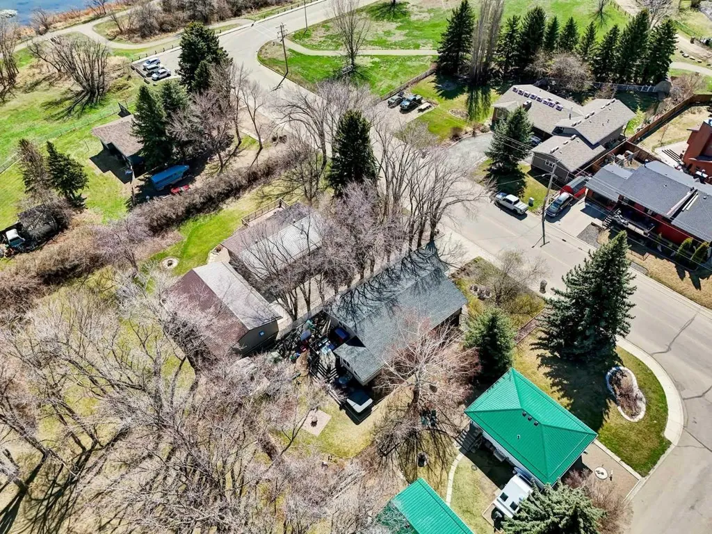 100 Fairview Avenue E Brooks AB T1R0N6