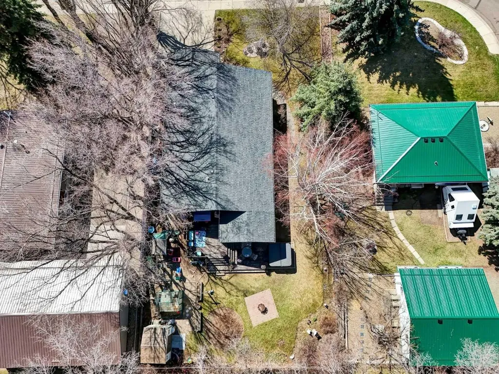 100 Fairview Avenue E Brooks AB T1R0N6