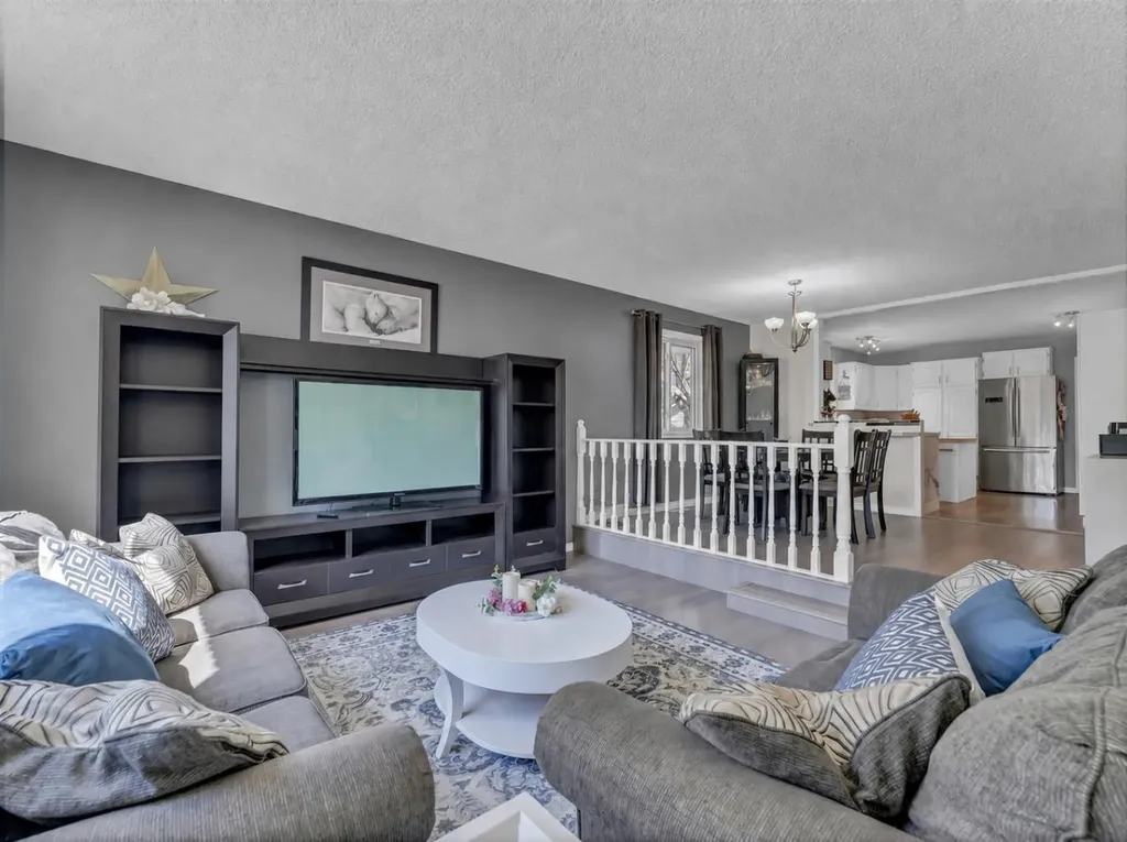 100 Fairview Avenue E Brooks AB T1R0N6