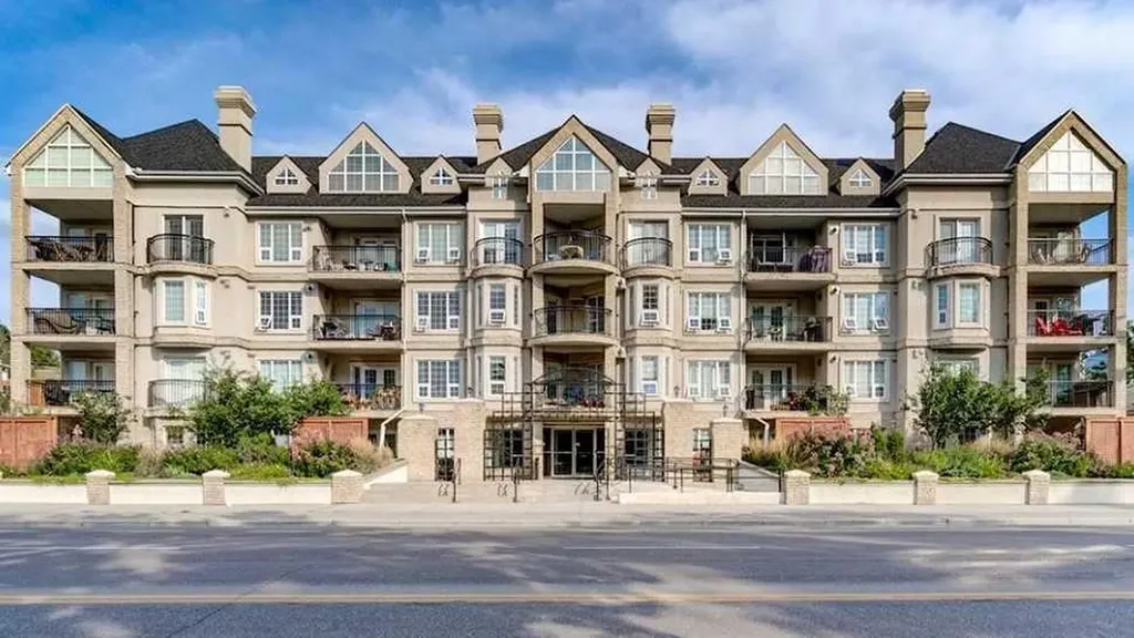 630 10 Street NW Calgary AB T2N1W3