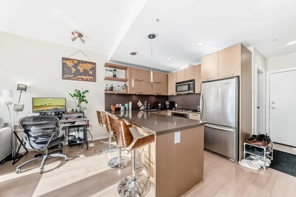 707 4 Street NE Calgary AB t2e3s7