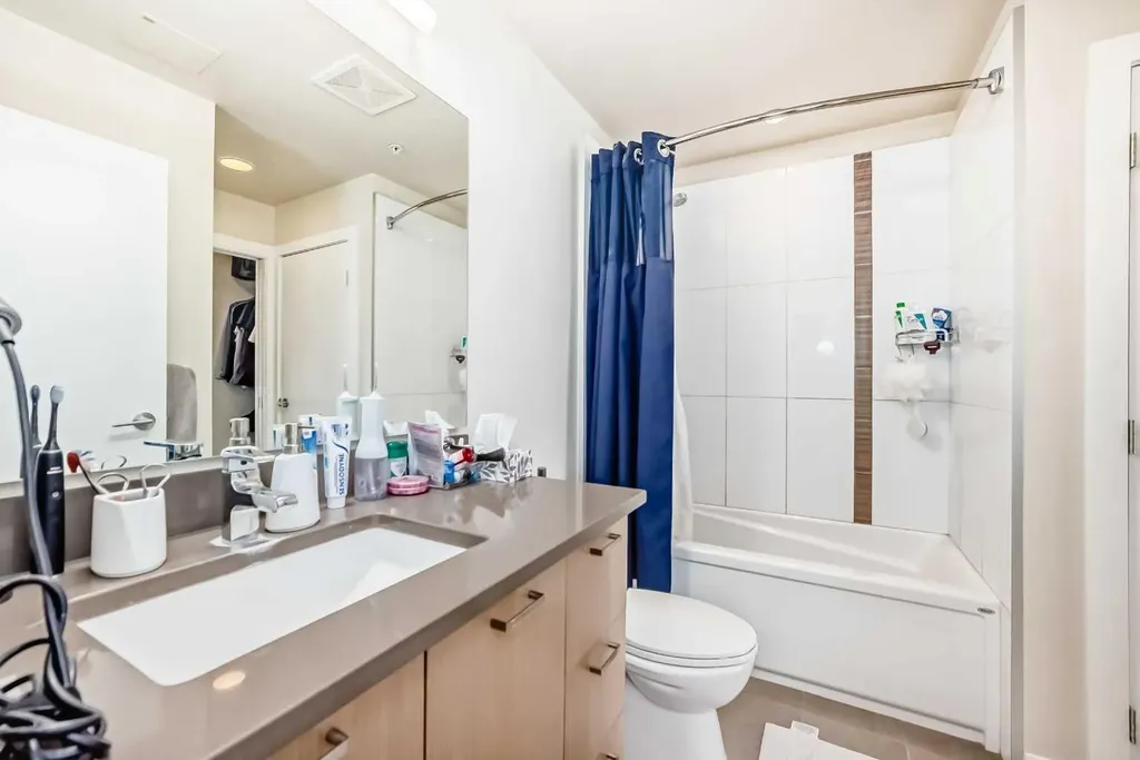 707 4 Street NE Calgary AB t2e3s7