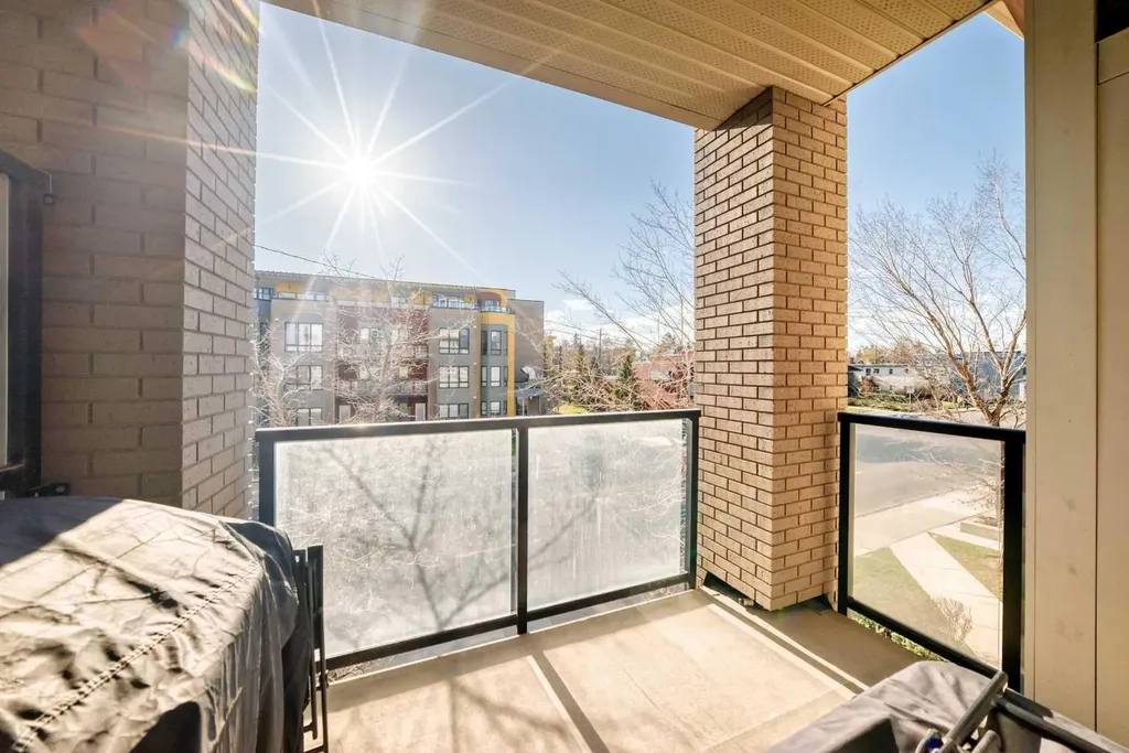 707 4 Street NE Calgary AB t2e3s7