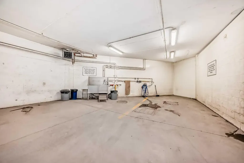 707 4 Street NE Calgary AB t2e3s7