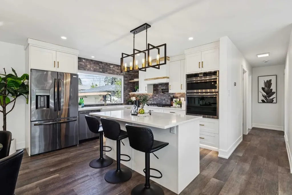 175 Havenhurst Crescent SW Calgary AB T2V 3C7