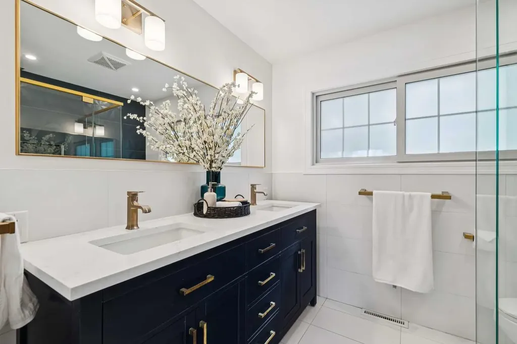 175 Havenhurst Crescent SW Calgary AB T2V 3C7