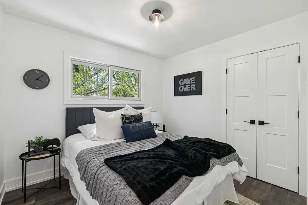 175 Havenhurst Crescent SW Calgary AB T2V 3C7