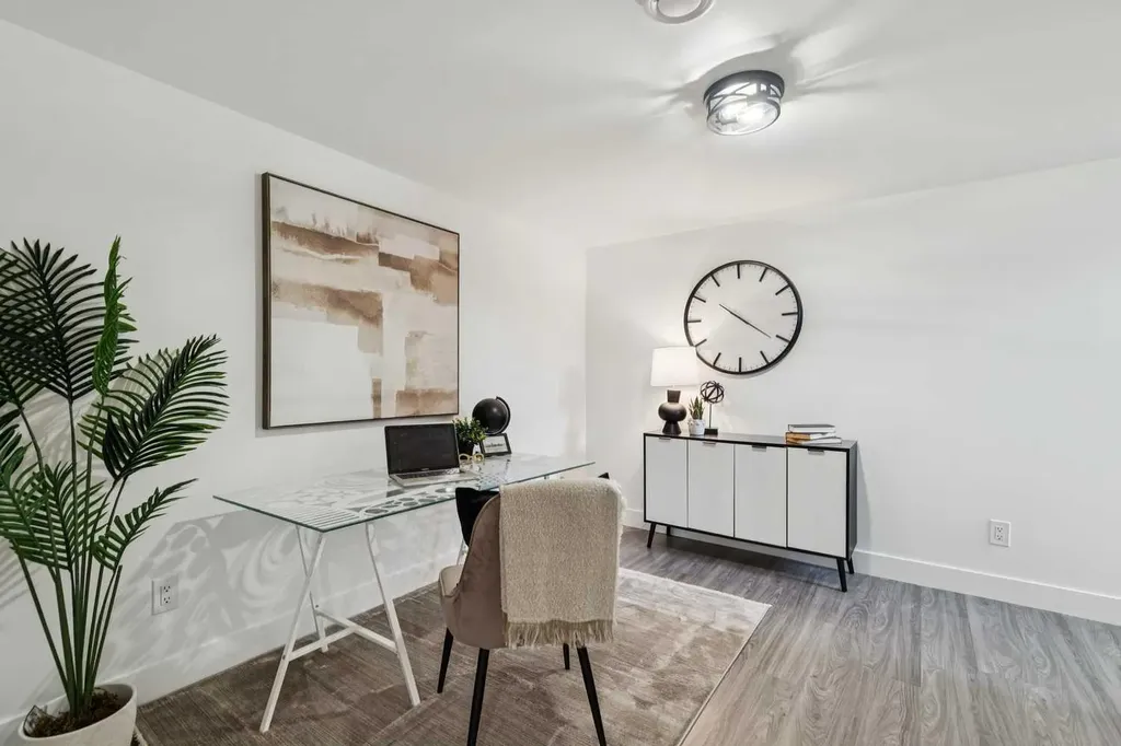 175 Havenhurst Crescent SW Calgary AB T2V 3C7