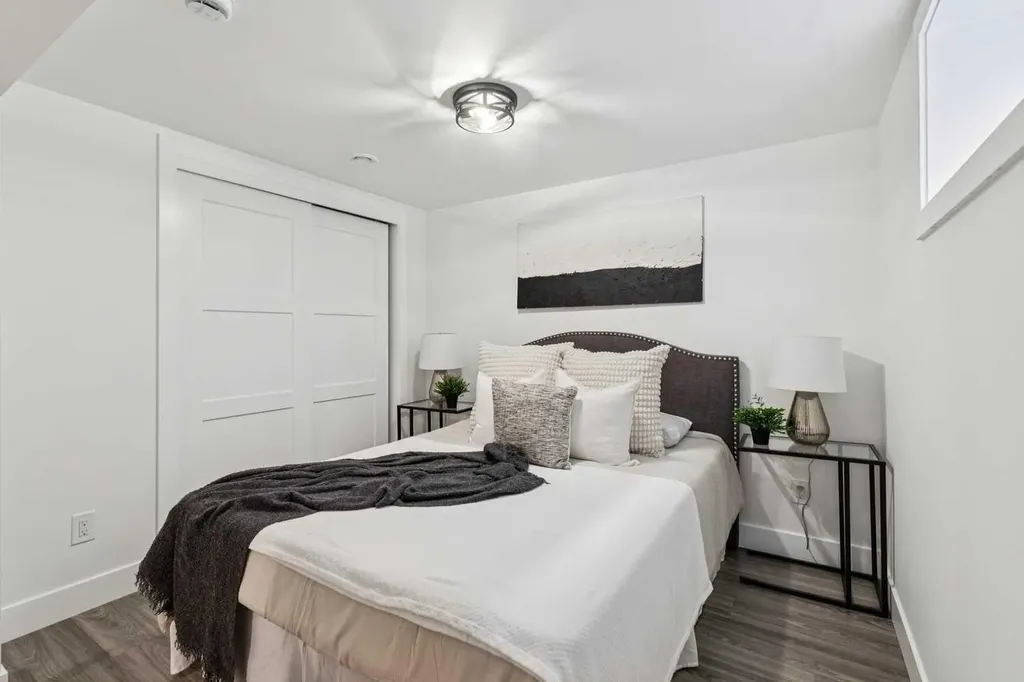 175 Havenhurst Crescent SW Calgary AB T2V 3C7