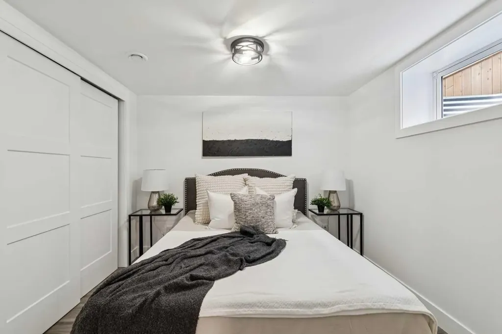 175 Havenhurst Crescent SW Calgary AB T2V 3C7