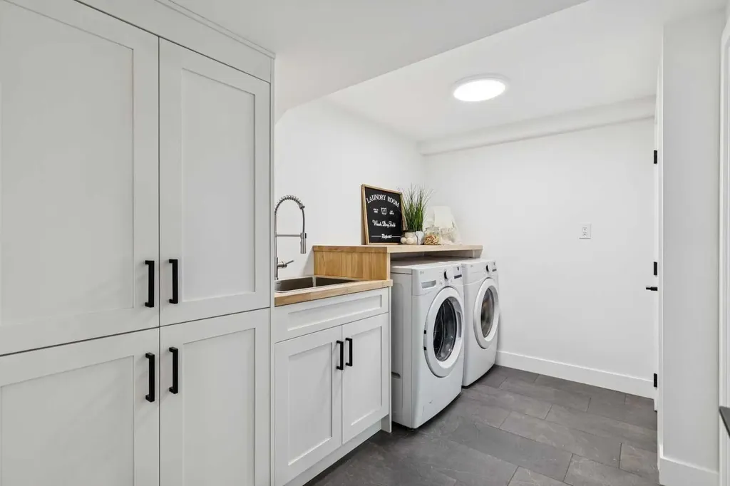 175 Havenhurst Crescent SW Calgary AB T2V 3C7