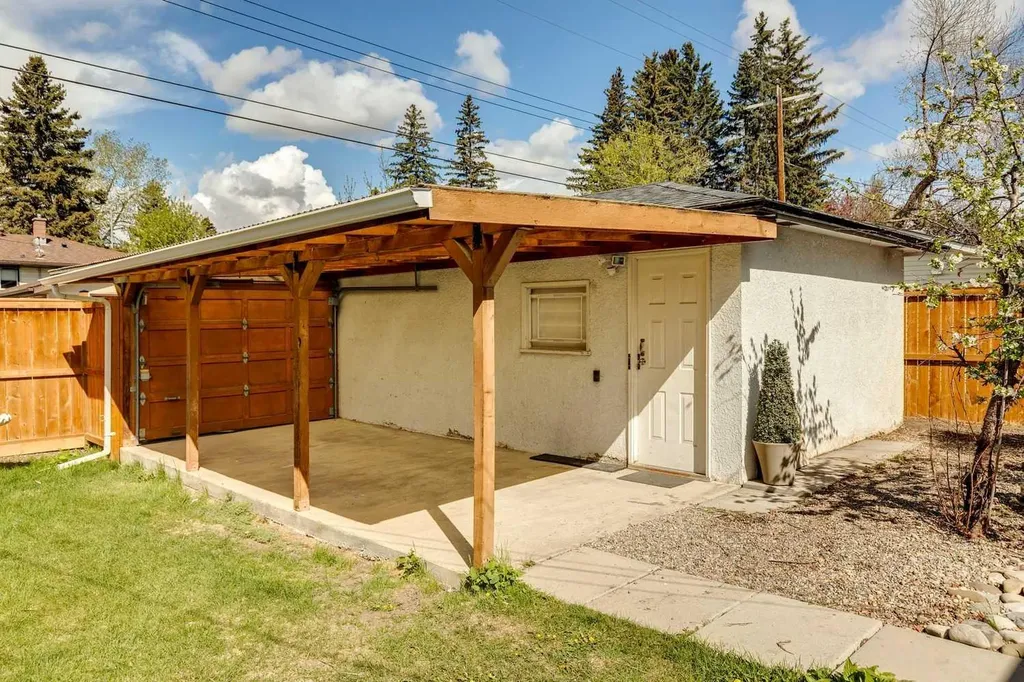 175 Havenhurst Crescent SW Calgary AB T2V 3C7