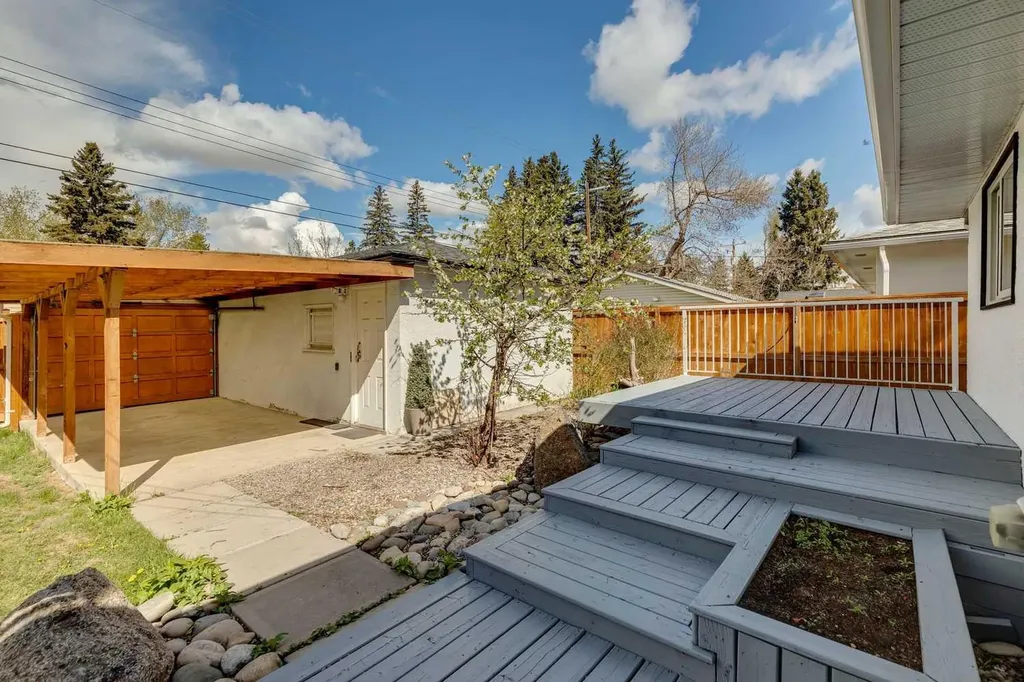 175 Havenhurst Crescent SW Calgary AB T2V 3C7