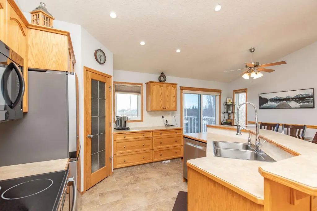 46 Lagrange Crescent Red Deer AB T4R 3K4