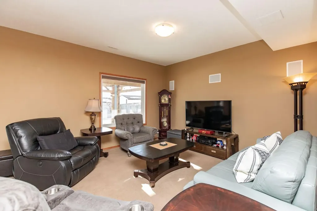46 Lagrange Crescent Red Deer AB T4R 3K4