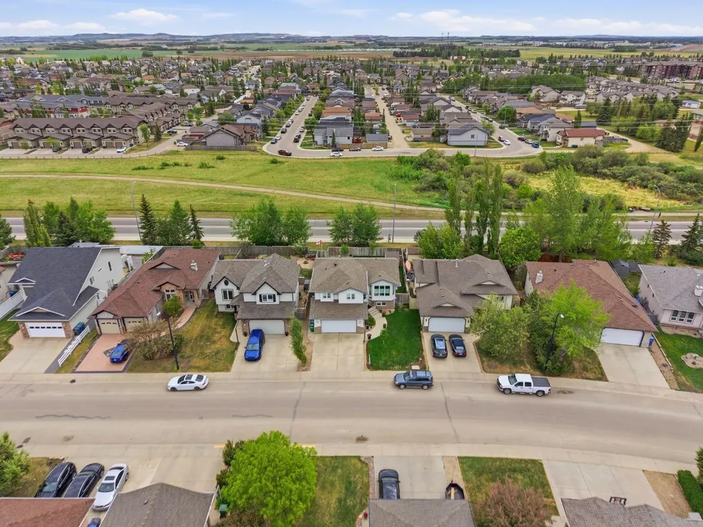 46 Lagrange Crescent Red Deer AB T4R 3K4