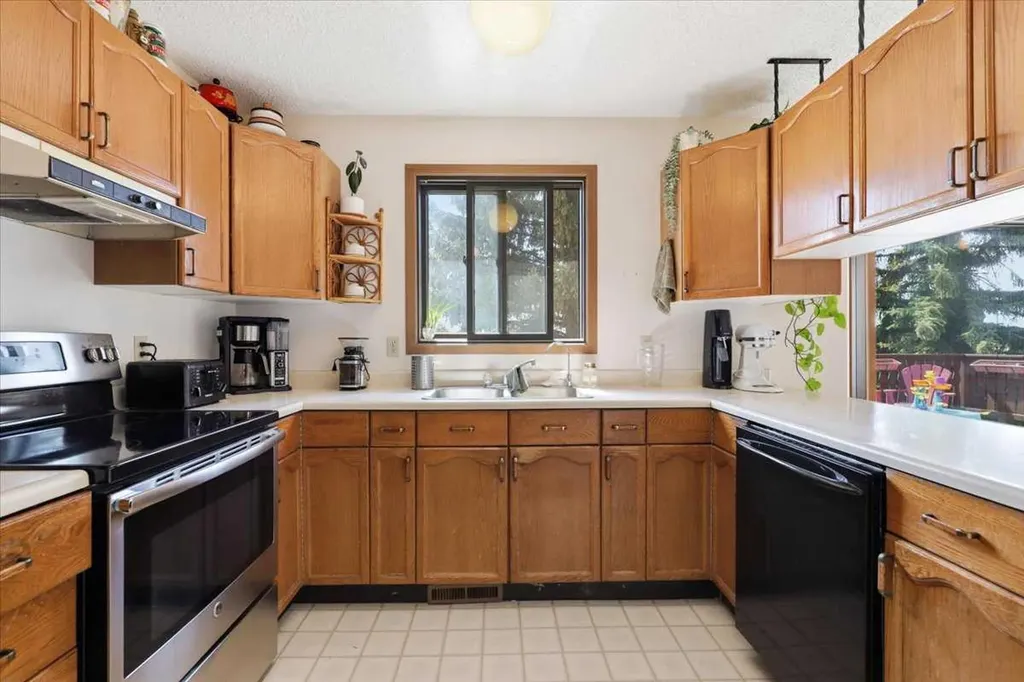 49059 Rge Road 265 Rural Leduc County AB T0C 0V0