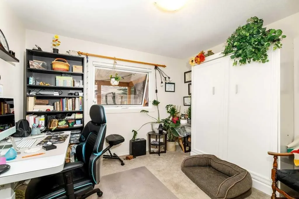 28319 Township Road 384 Rural Red Deer County AB T4S 2A4