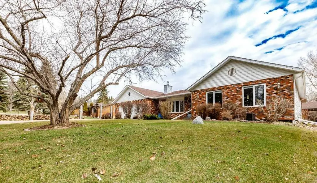 28319 Township Road 384 Rural Red Deer County AB T4S 2A4