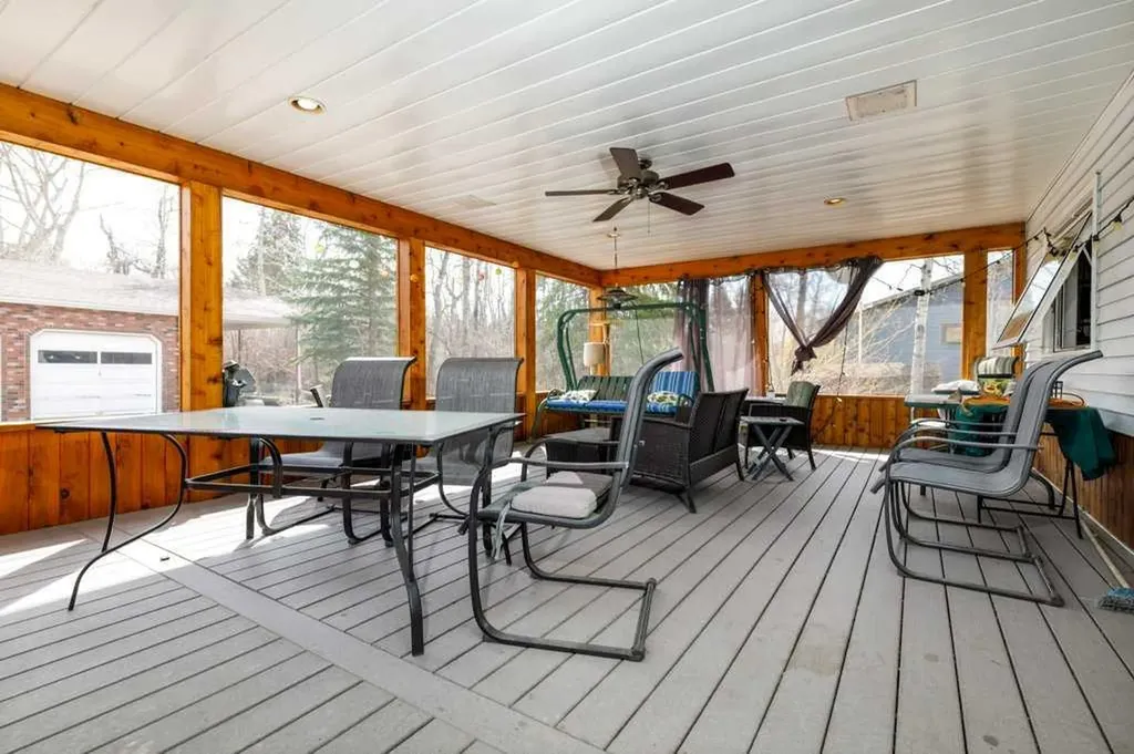 28319 Township Road 384 Rural Red Deer County AB T4S 2A4