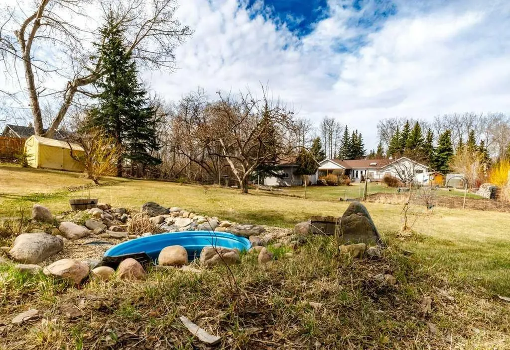 28319 Township Road 384 Rural Red Deer County AB T4S 2A4