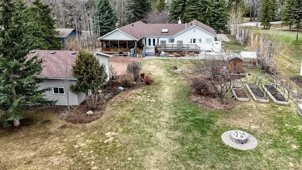 28319 Township Road 384 Rural Red Deer County AB T4S 2A4