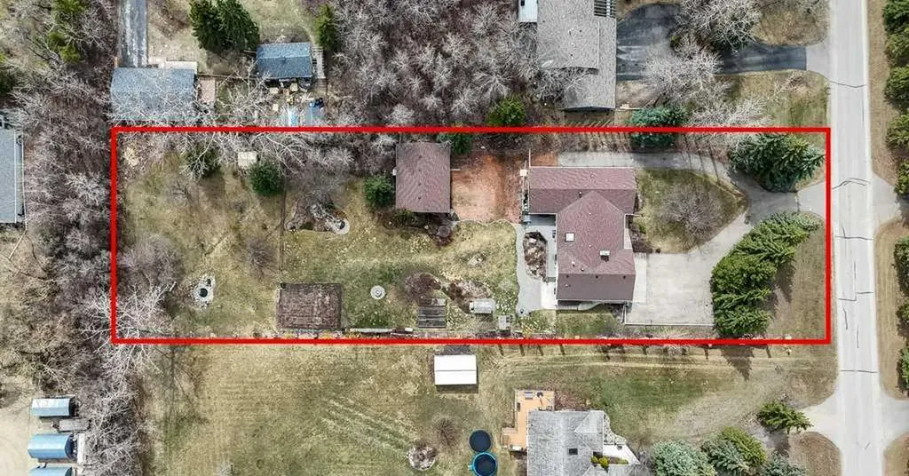 28319 Township Road 384 Rural Red Deer County AB T4S 2A4