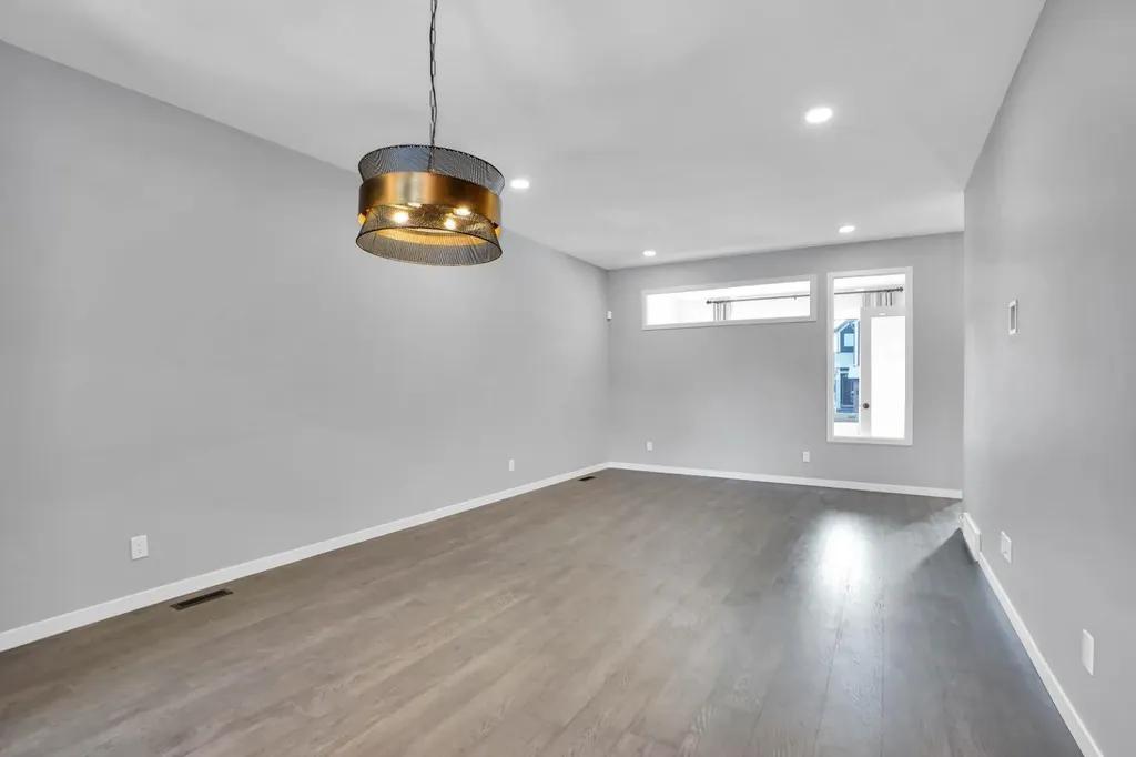 173 Setonstone Green SE Calgary AB T3M3S2