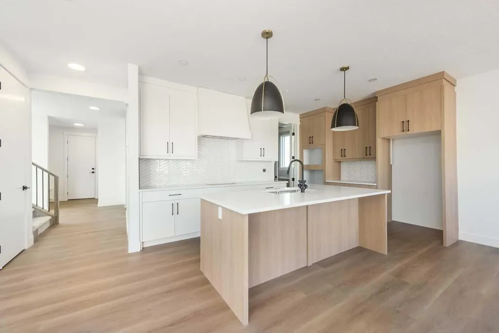 105 Waterford Passage Chestermere AB T1X 3B4