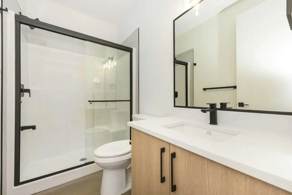 105 Waterford Passage Chestermere AB T1X 3B4