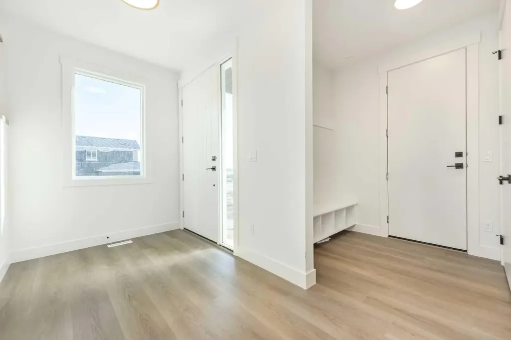 105 Waterford Passage Chestermere AB T1X 3B4