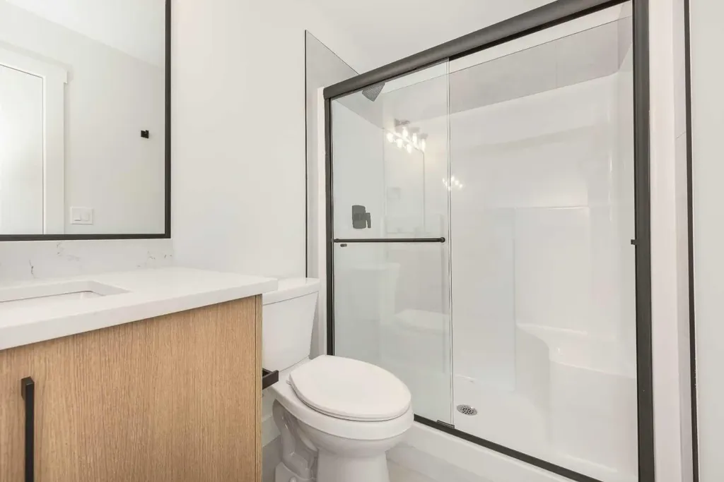 105 Waterford Passage Chestermere AB T1X 3B4