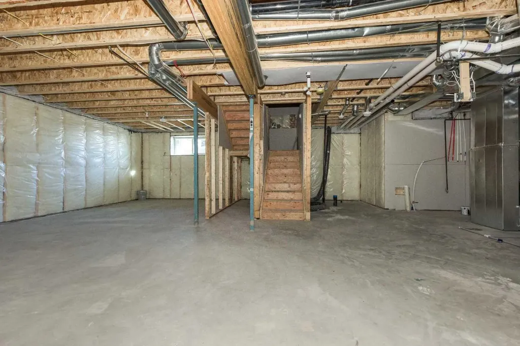 105 Waterford Passage Chestermere AB T1X 3B4