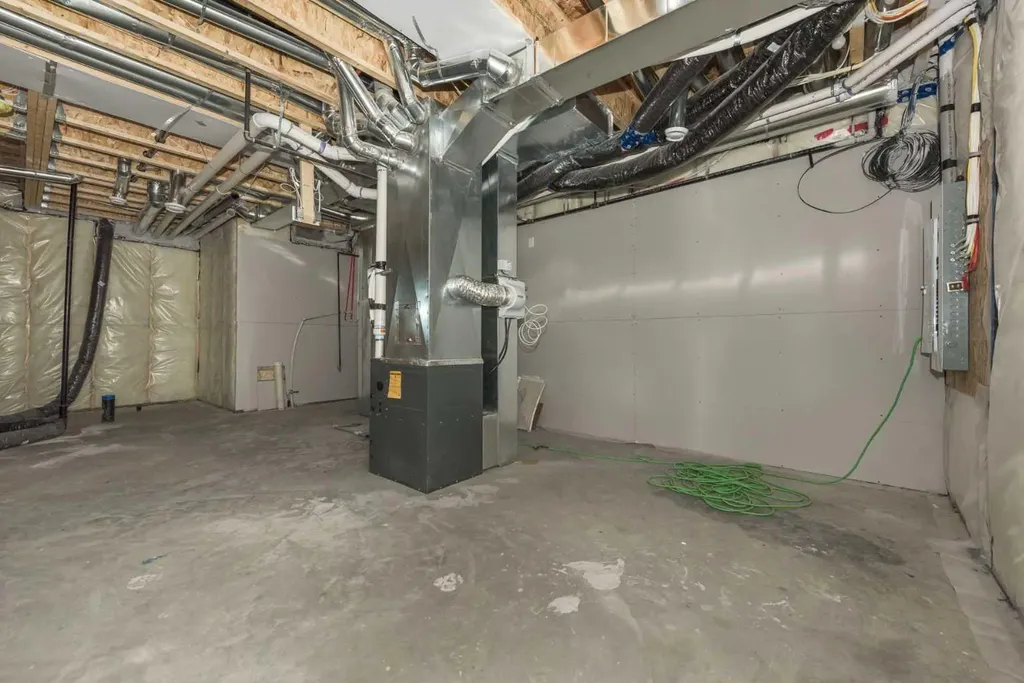 105 Waterford Passage Chestermere AB T1X 3B4