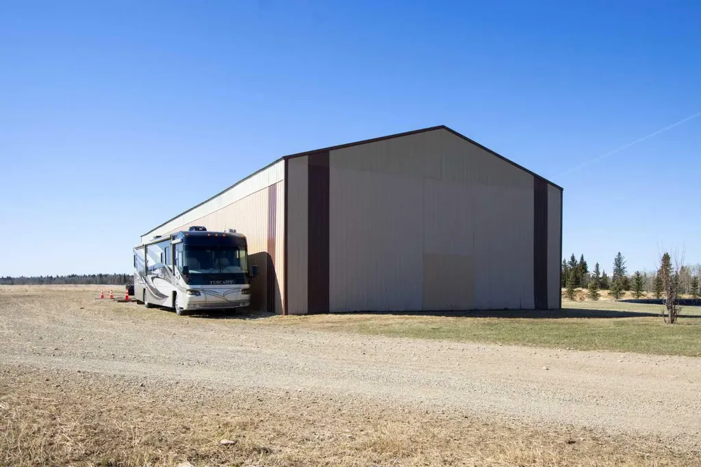 5035 Township Road 334 Rural Mountain View County AB T0M 1X0