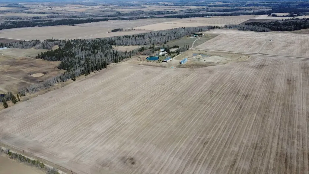 5035 Township Road 334 Rural Mountain View County AB T0M 1X0