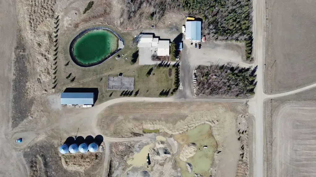 5035 Township Road 334 Rural Mountain View County AB T0M 1X0