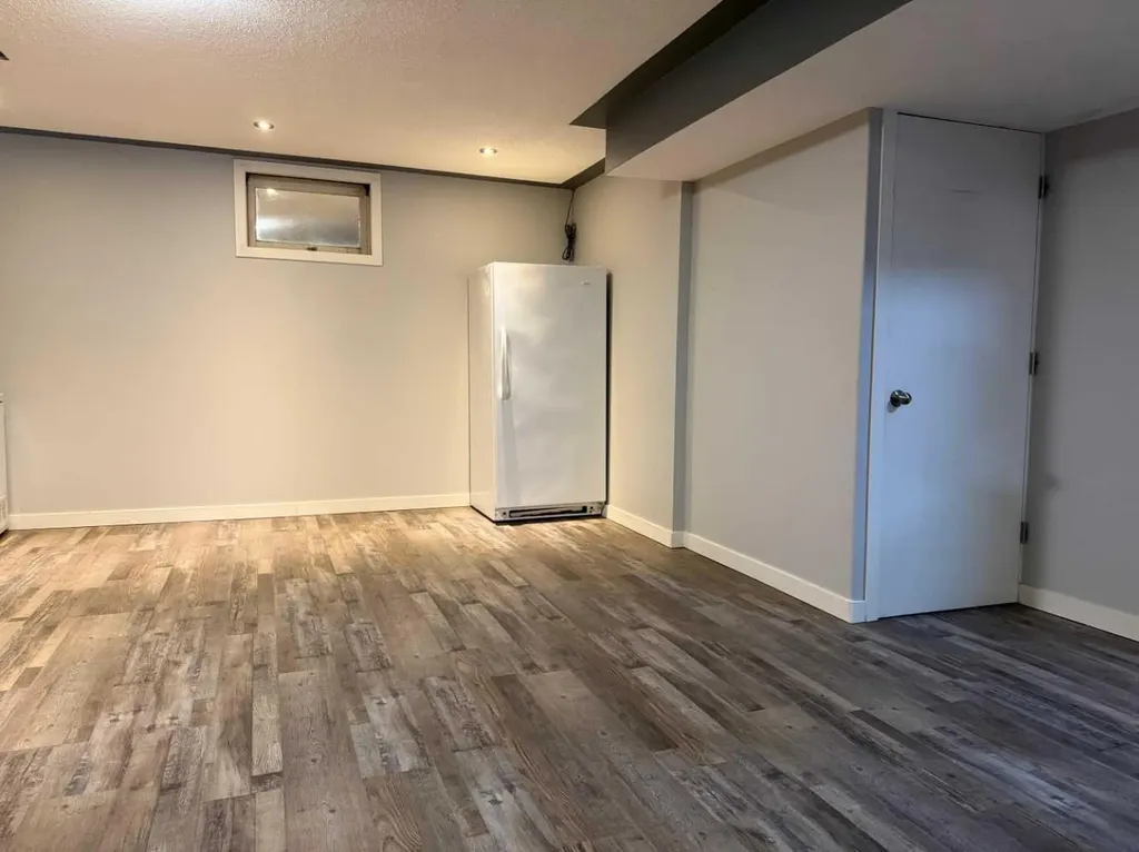 702 Royal Drive Trochu AB T0M2C0