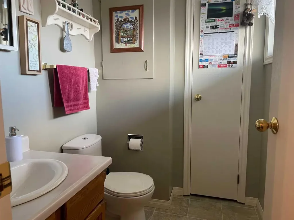 10400 105 Avenue Fairview AB T0H 1L0