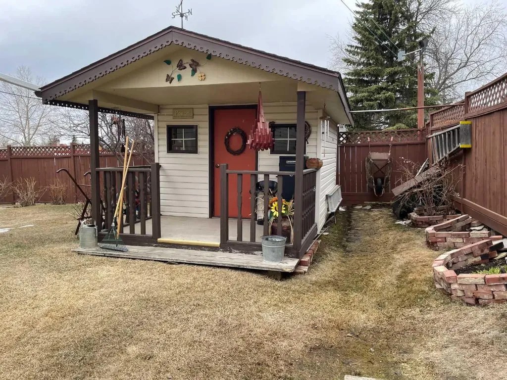 10400 105 Avenue Fairview AB T0H 1L0