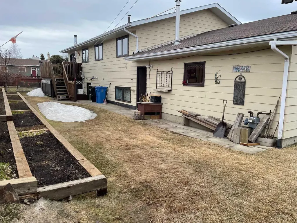 10400 105 Avenue Fairview AB T0H 1L0