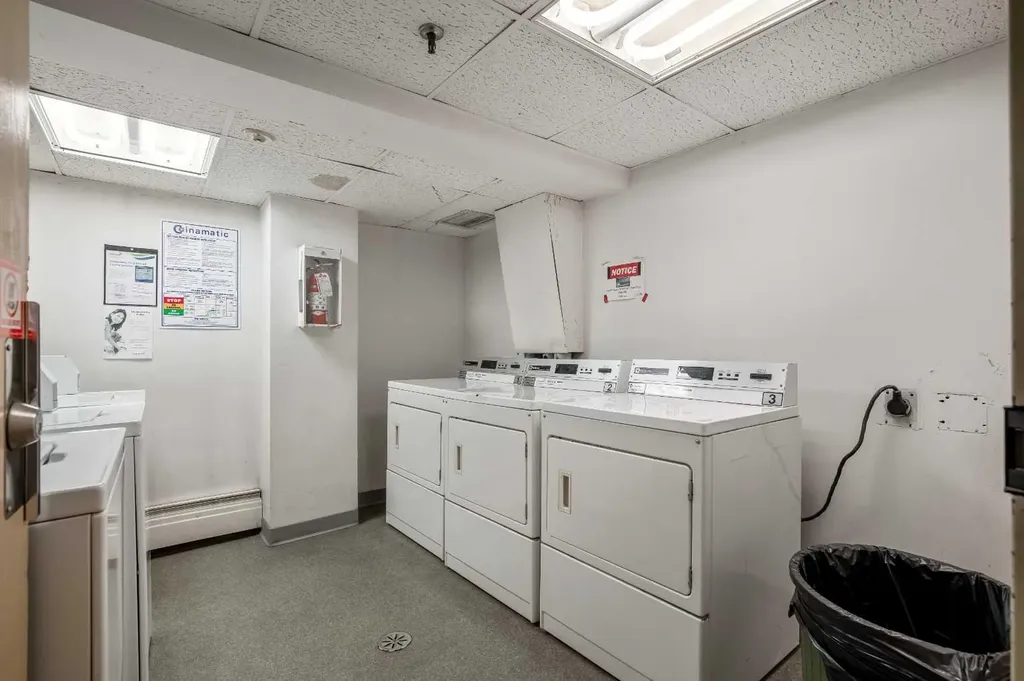 523 15 Avenue SW Calgary AB T2R0R3